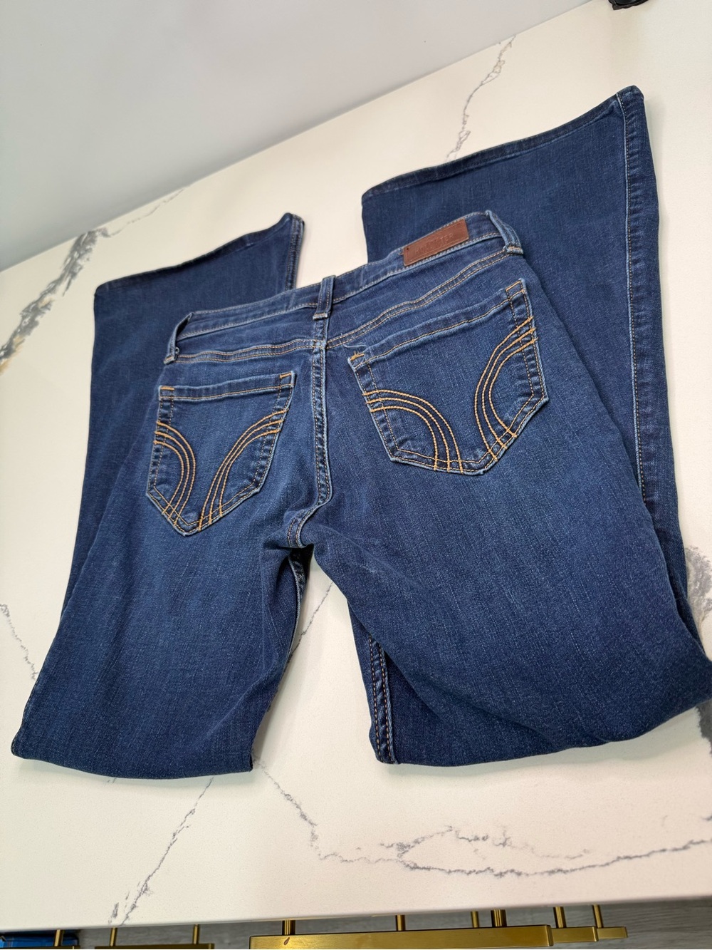 Hollister High Rise Flare Jeans Women’s Size 4S 27S - Picture 6 of 6